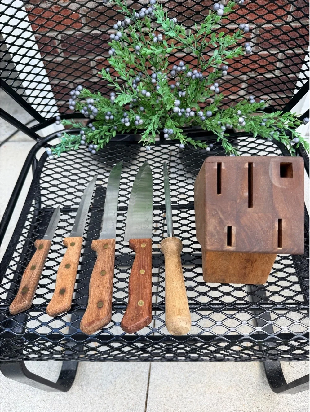Vintage Wooden Knife Block Set with 4Kitchen Knives